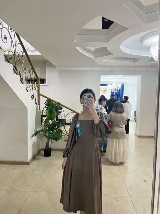 Платье миди длина
