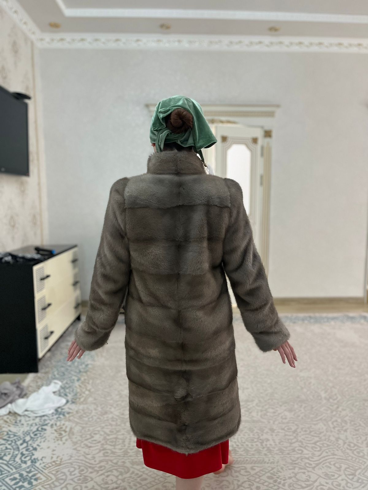 Верхняя одежда и детский товар