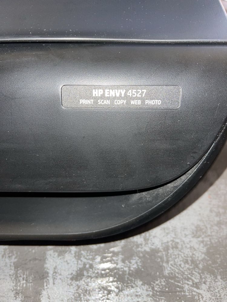 Принтер HP Envy 4527