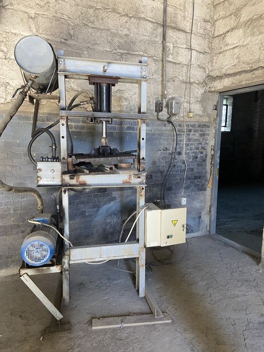 Пресс гидравлический