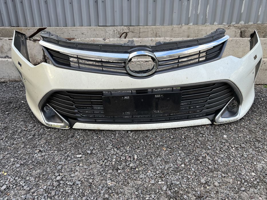 Бампер с решетками в сборе