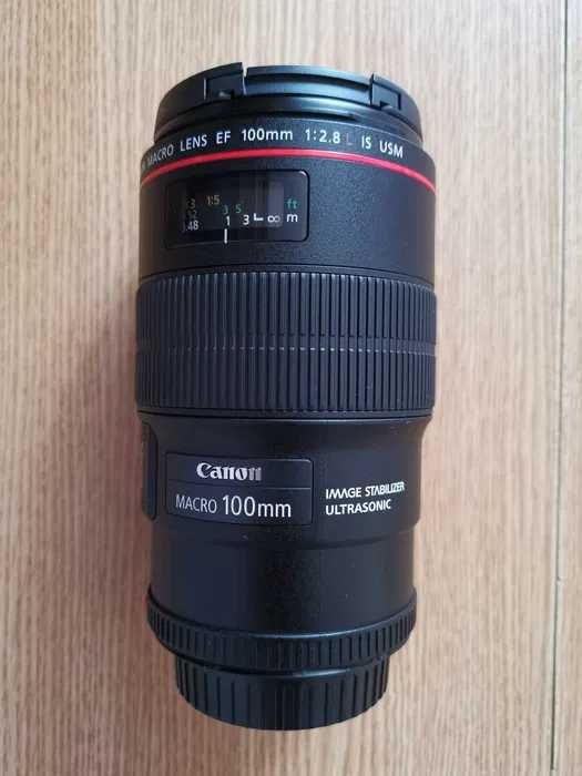 Canon 100 mm. Macro IS USM