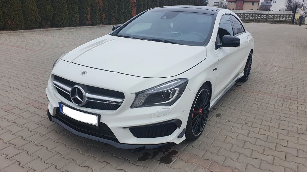 Mercedes-Benz CLA 45 AMG