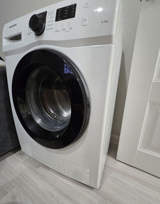 Продаю стиральную машину