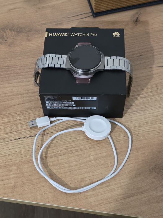 Smartwatch Huawei Watch 4 Pro -Esim – stare IMPECABILĂ -Titan +Safir