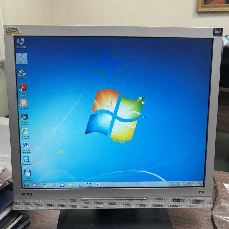 Продам монитор BenQ FP72E