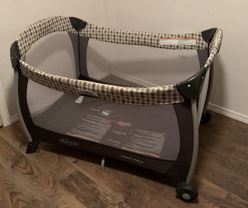Продаётся манеж-бренд Graco в отличном состоянии, Алматы