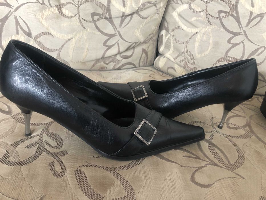 Дамски кожени обувки