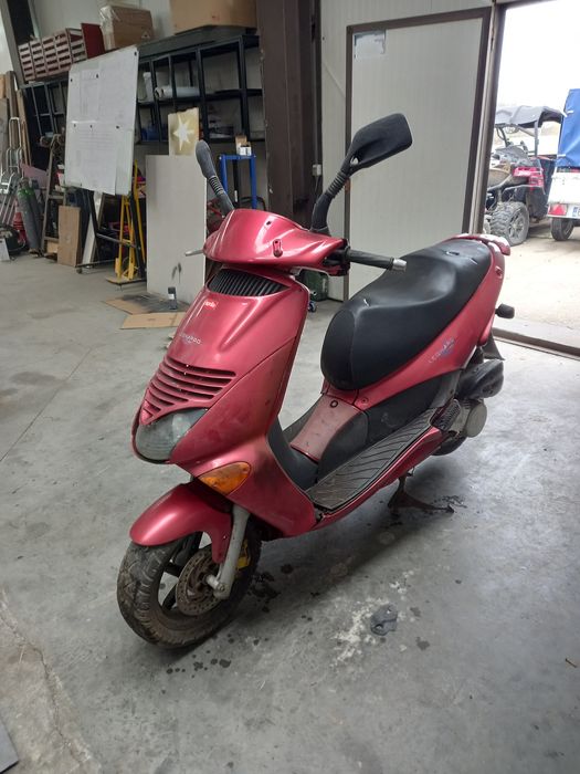 Aprilia leonardo 125