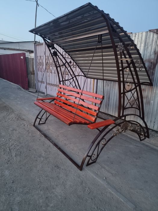 Продам качелю новую