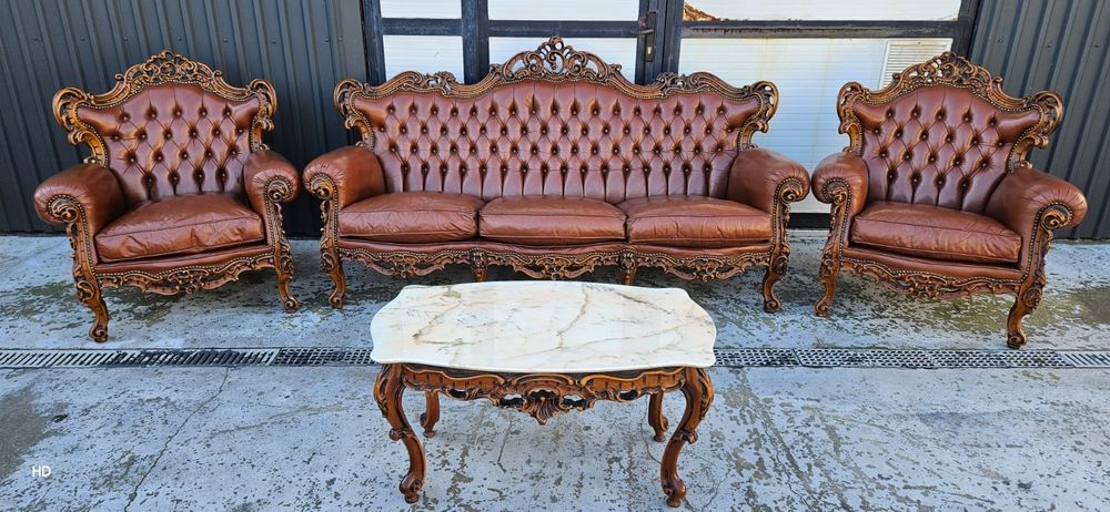 Set baroc din piele naturală și lemn masiv cu măsuță!