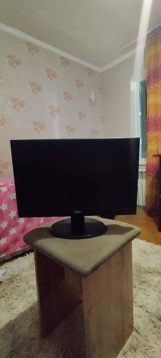 Продам два монитора