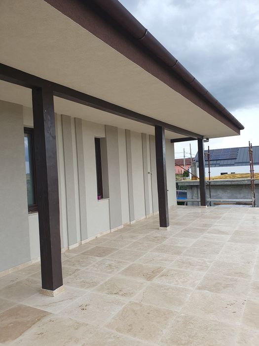 Finisaje interioare și exterioare. Gresie, parchet, glet, lavabil