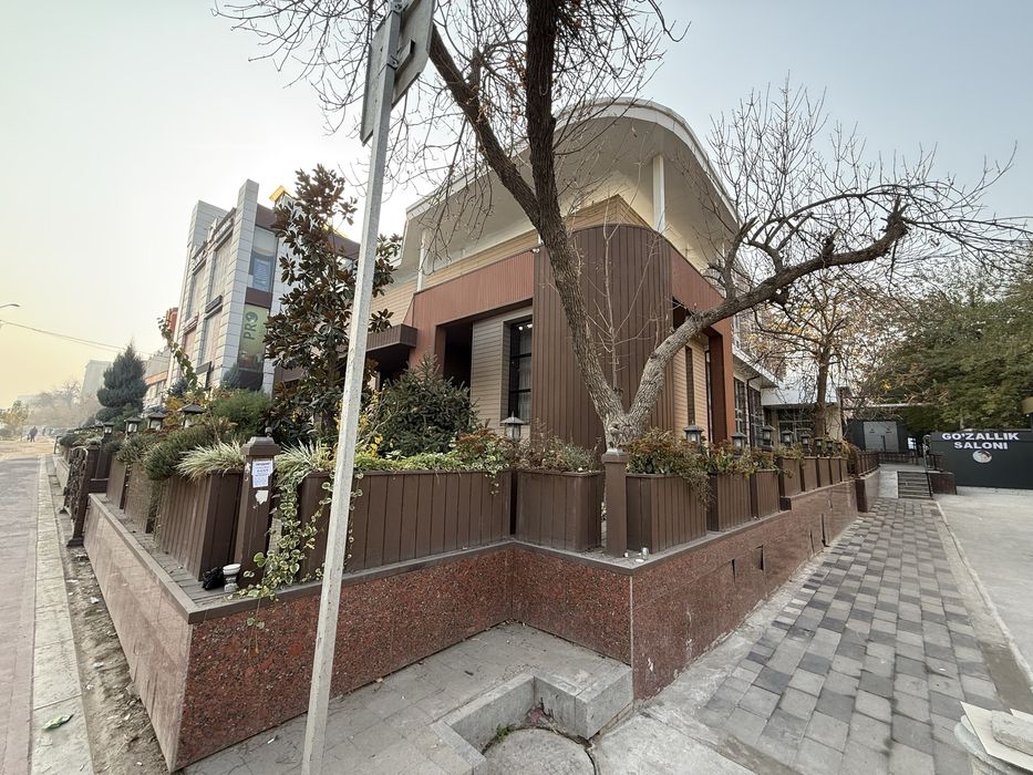 Аренда здания 420м2 офис магазин шоу рум ресторан 1 я линия