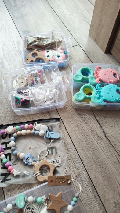 Голям лот от Силиконови мъниста, клипове, гризалки