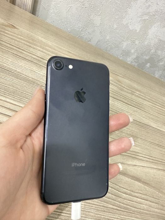 Iphone 7 заблокированный