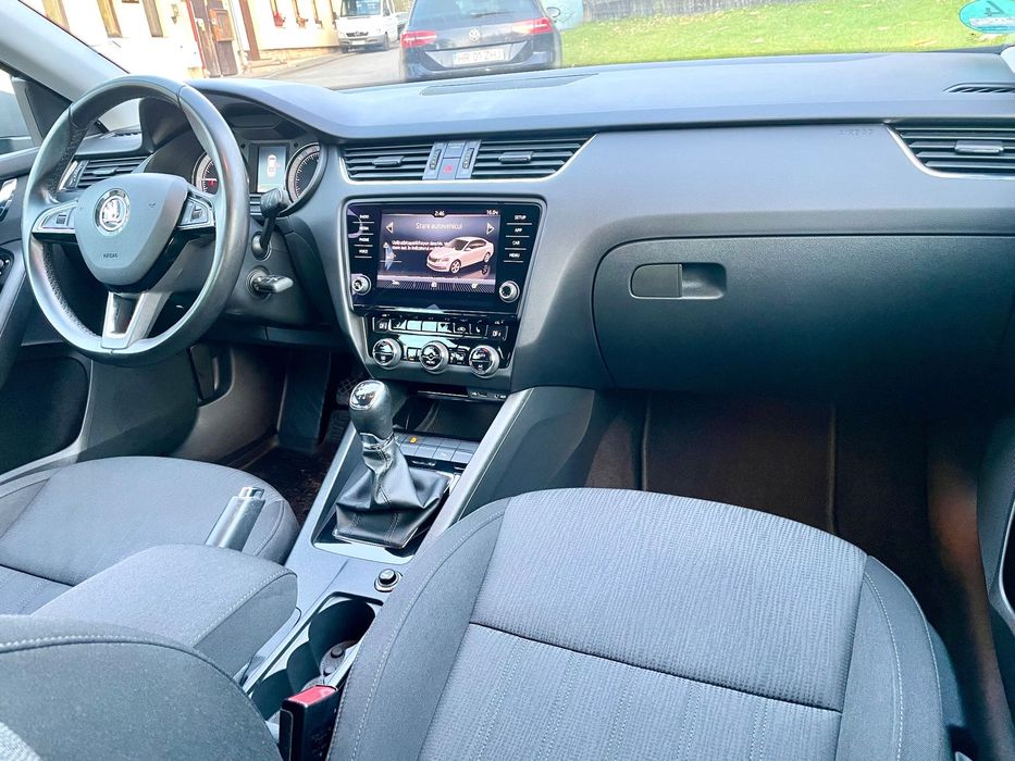 Skoda Octavia limuzina