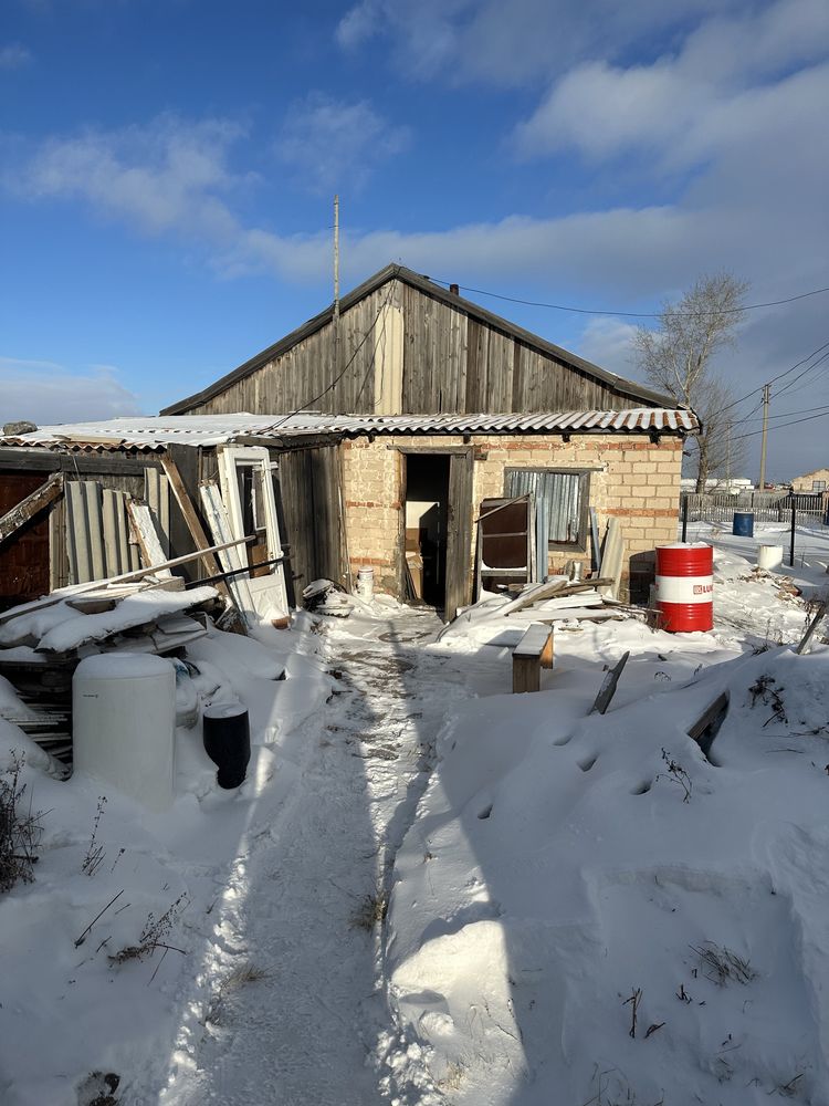 Продам дом  в поселке Акколь