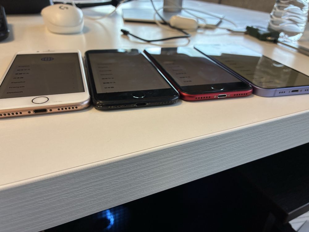 iPhone 8;SE2020-2бр. и 12