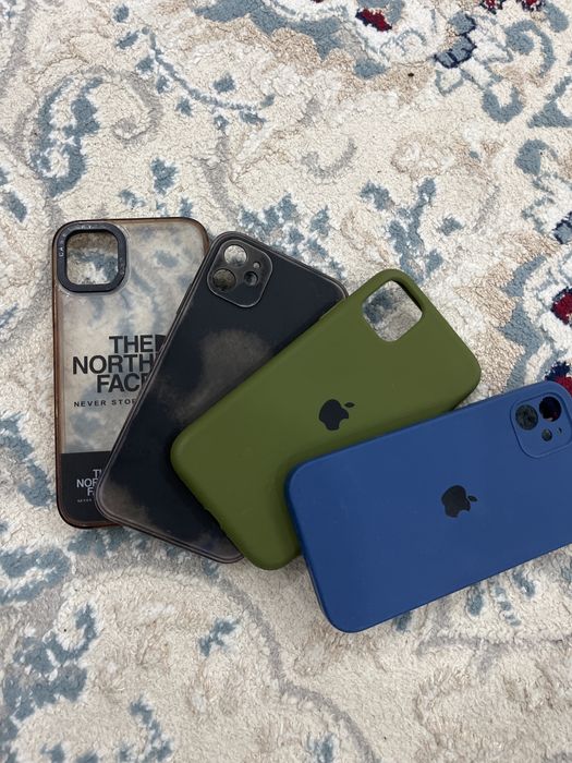 Чехлы на айфон 11