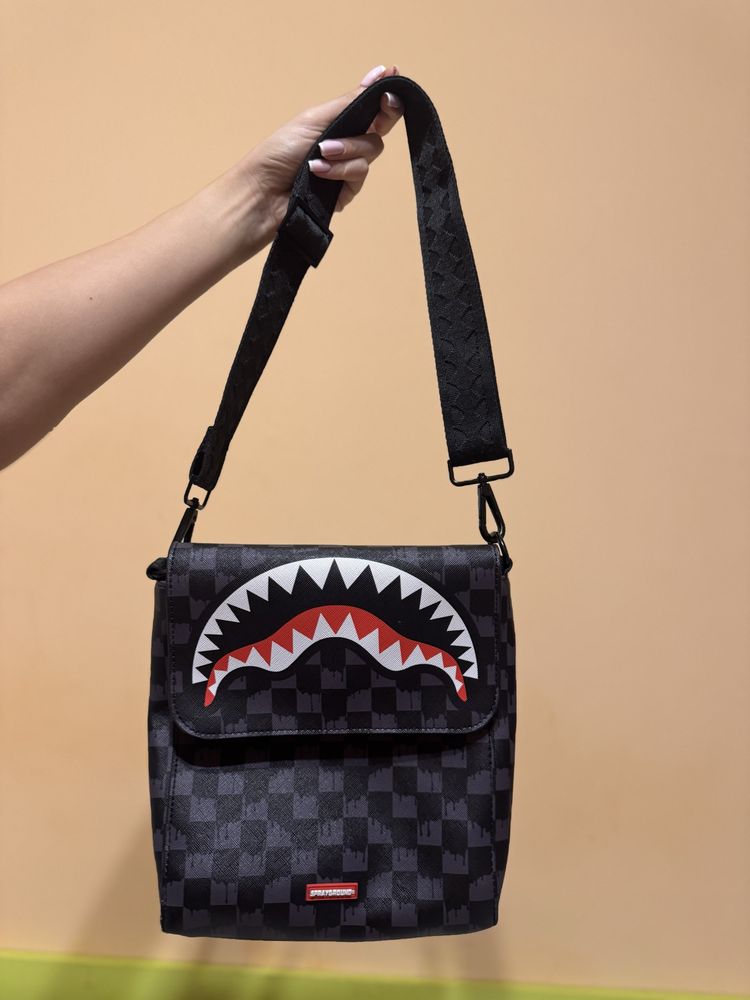 Sprayground мъжка чантичка