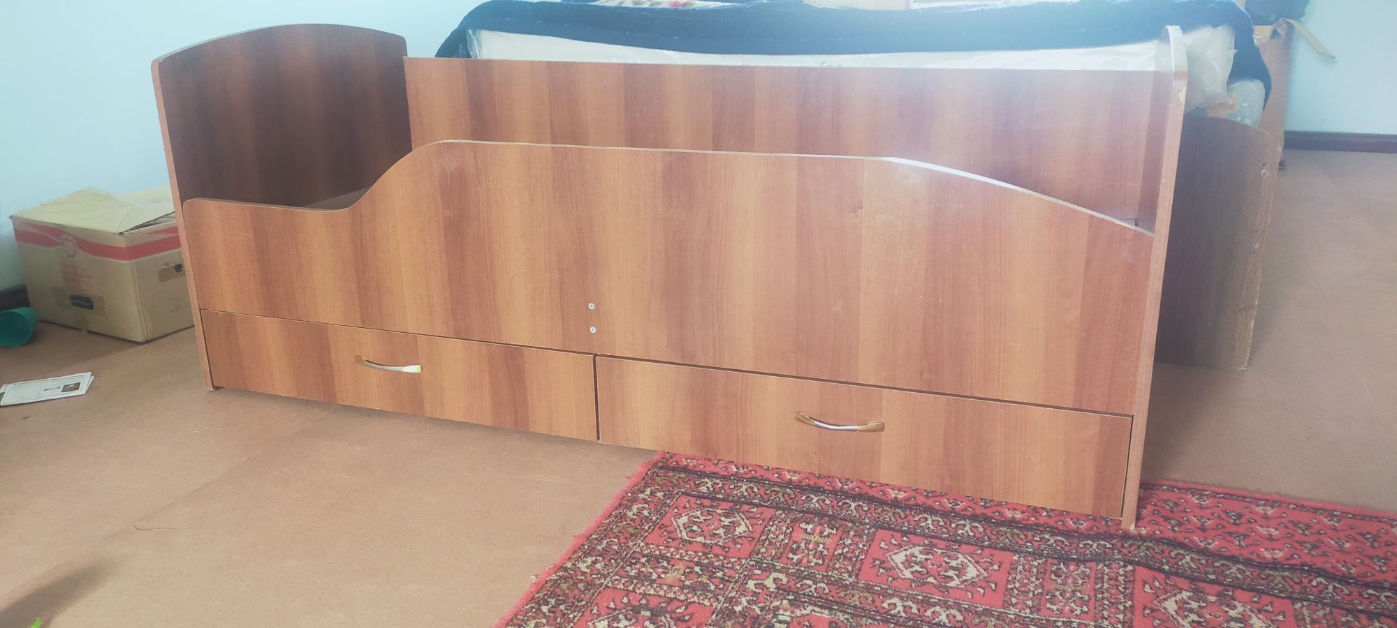 Продам детскую кровать