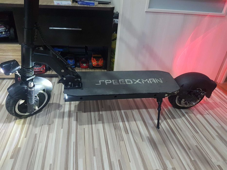 Dezmembrez Trotineta electrica SPEEDXMAN 8- 9 UP (2021) 48v/15Ah LG