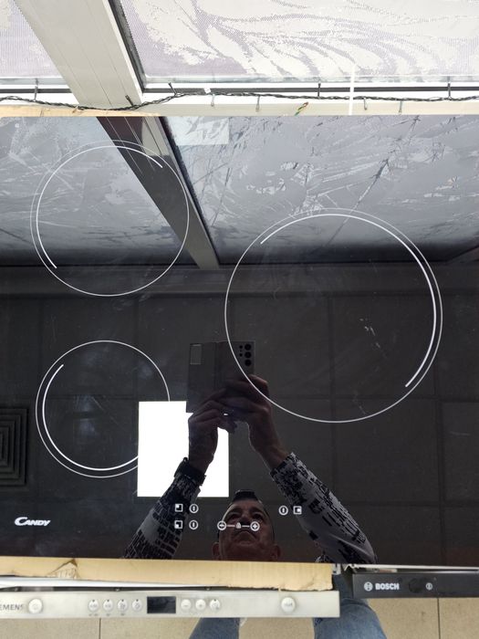 Котлон за вграждане Candy 3 котлона, Черен