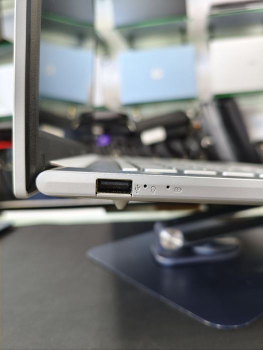 Ноутбук Noutbuk Asus vivobook 17 Core i7 Новый Bepul yetkazish bilan
