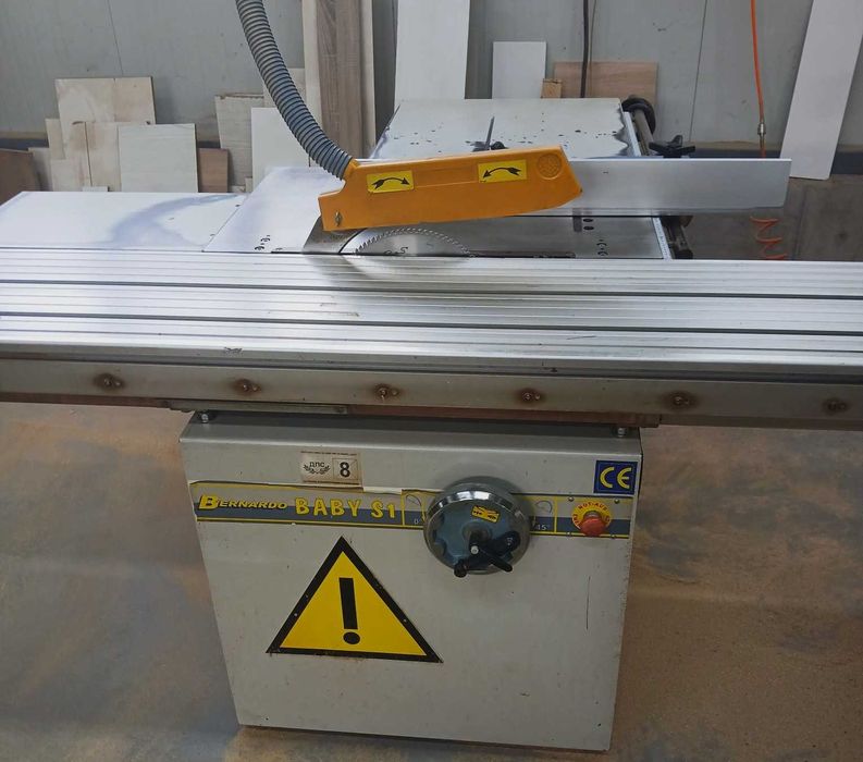 Кантираща машина HIRZT RAM3 и Форматен циркуляр BERNARDO BABY S1