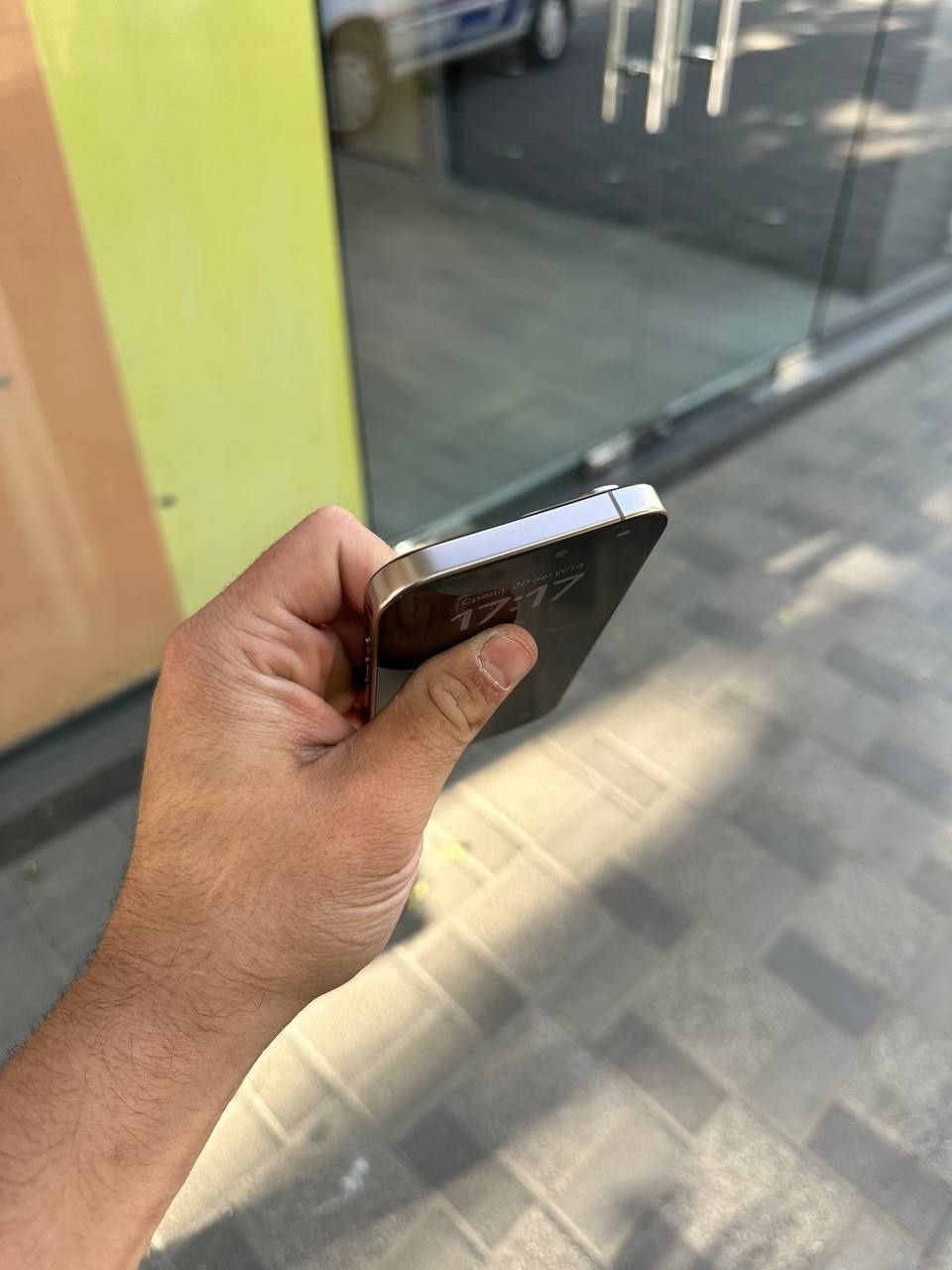 Iphone 16 pro 256 srochna