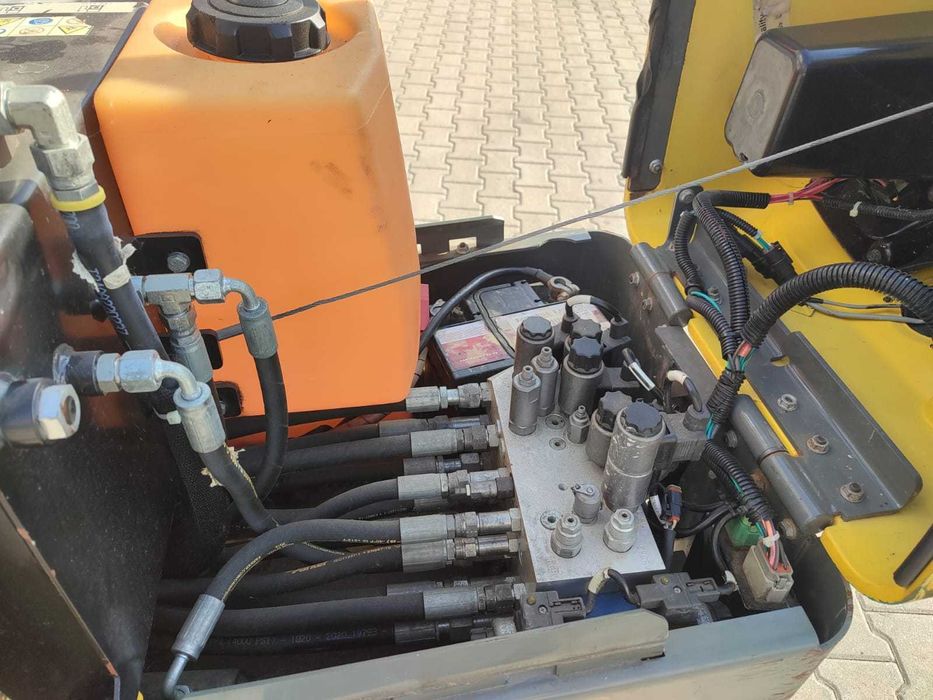 Cilindru vibro-compactor cu telecomanda Wacker Neuson RTK-SC3