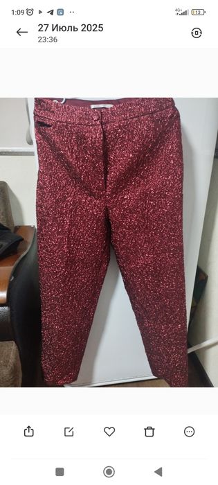 Продам новый нарядный брючный костюм