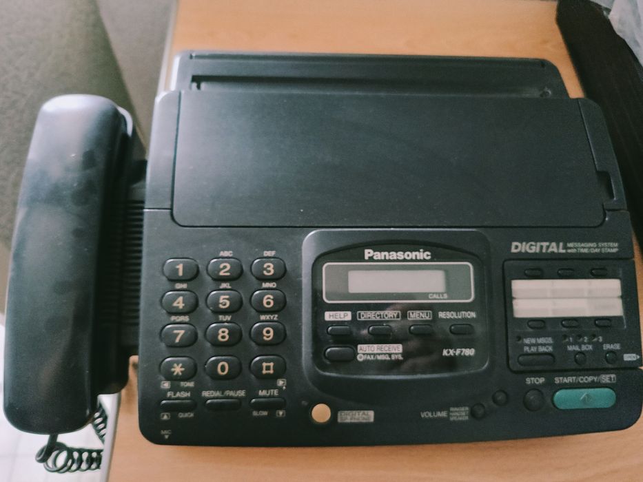 Продам телефон- факс с автоответчиком