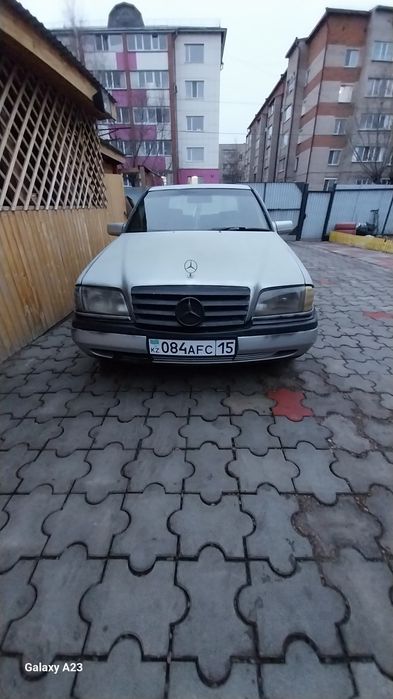 Продам мерседес с180