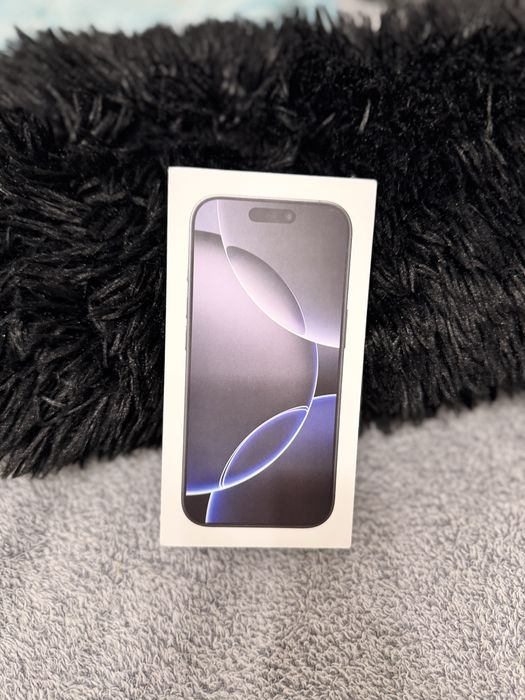 Vând iPhone 16 Pro, culoare Black, 128 GB