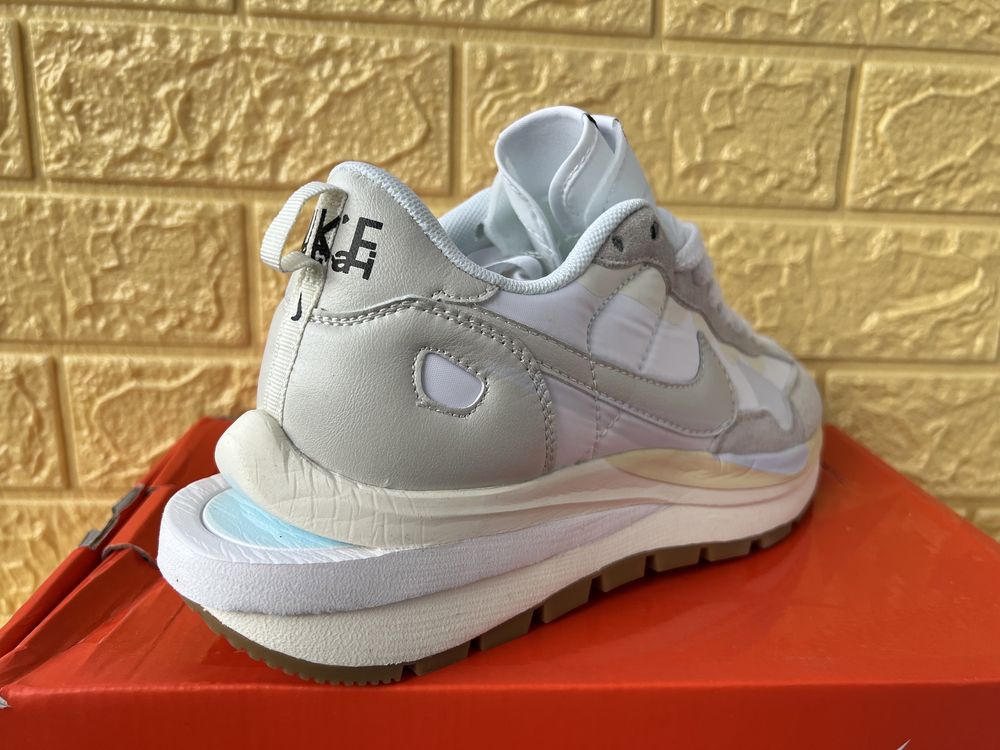 Nike Sacai White 43