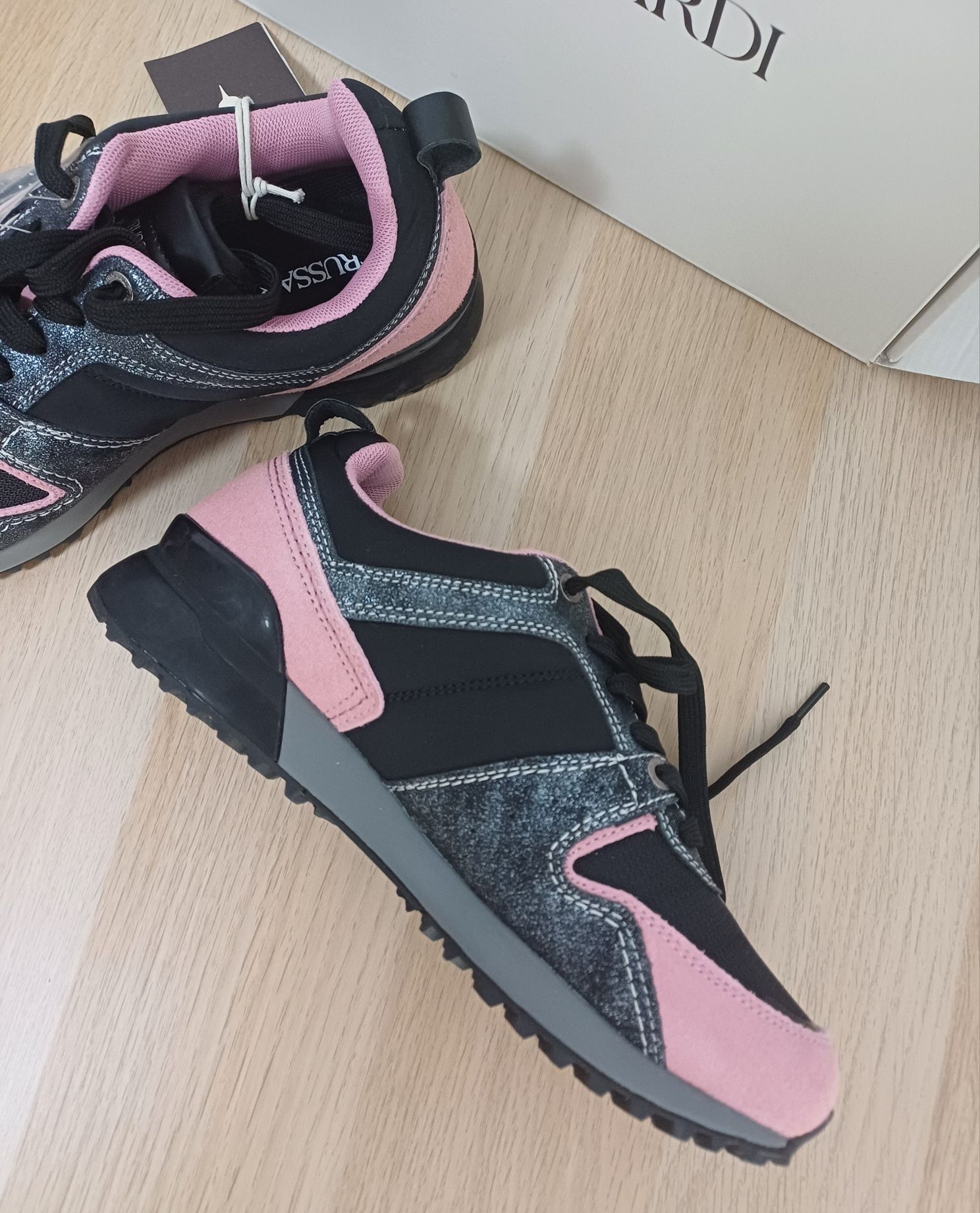 Pantofi sport Trussardi black pink 39 stil puma under armour