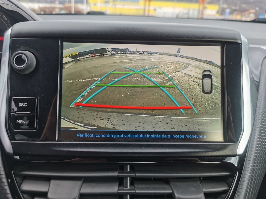 Peugeot 208 1.2VTI Signature 75903km an 2019