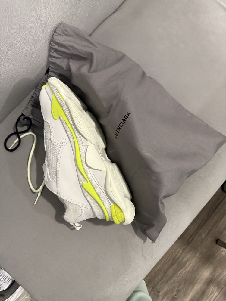Balenciaga Triple S