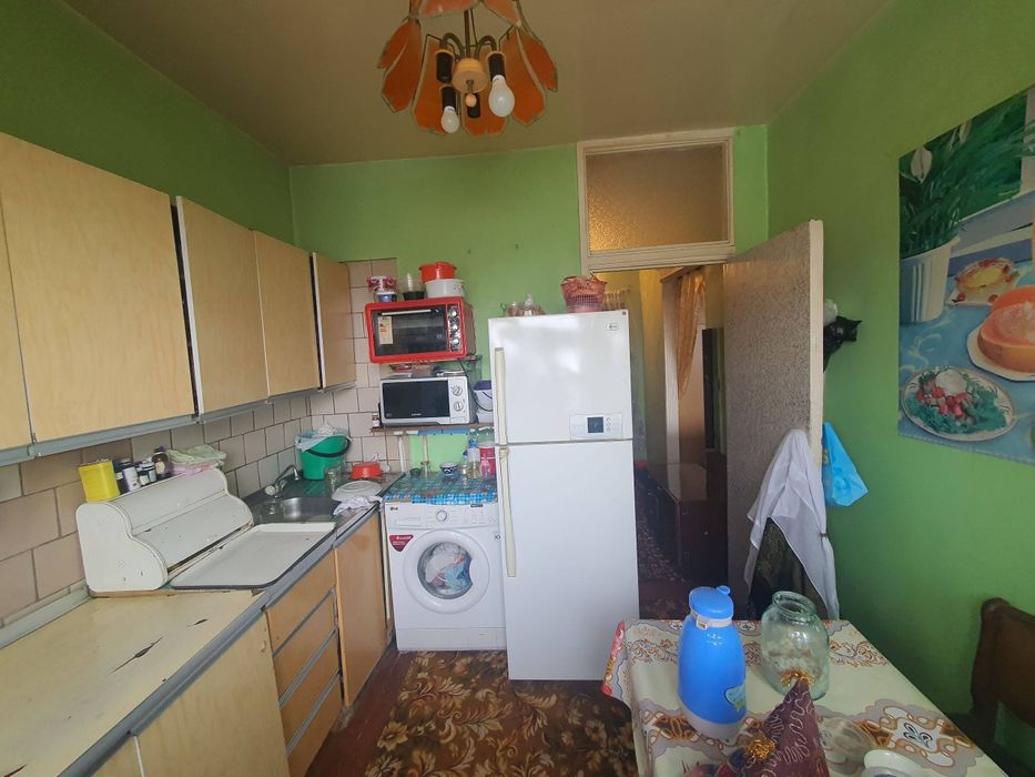 Продажа 3/4/4 на Юнусабад Шахристанская, кирпич Галерейка