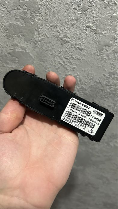 Блок стеклоподъемников приора 1