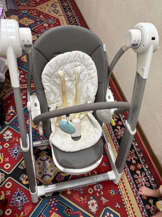 Detskiy stolik va arğimchoq