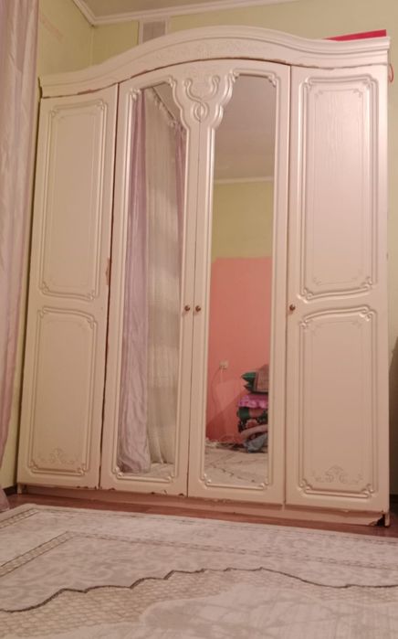 стенка бу в хорошем состоянии