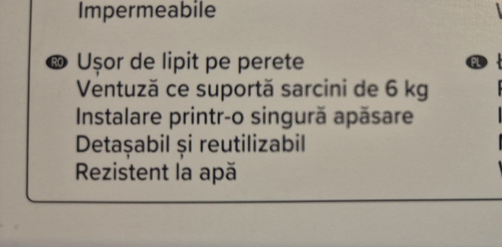 Etajera plastic cu ventuze