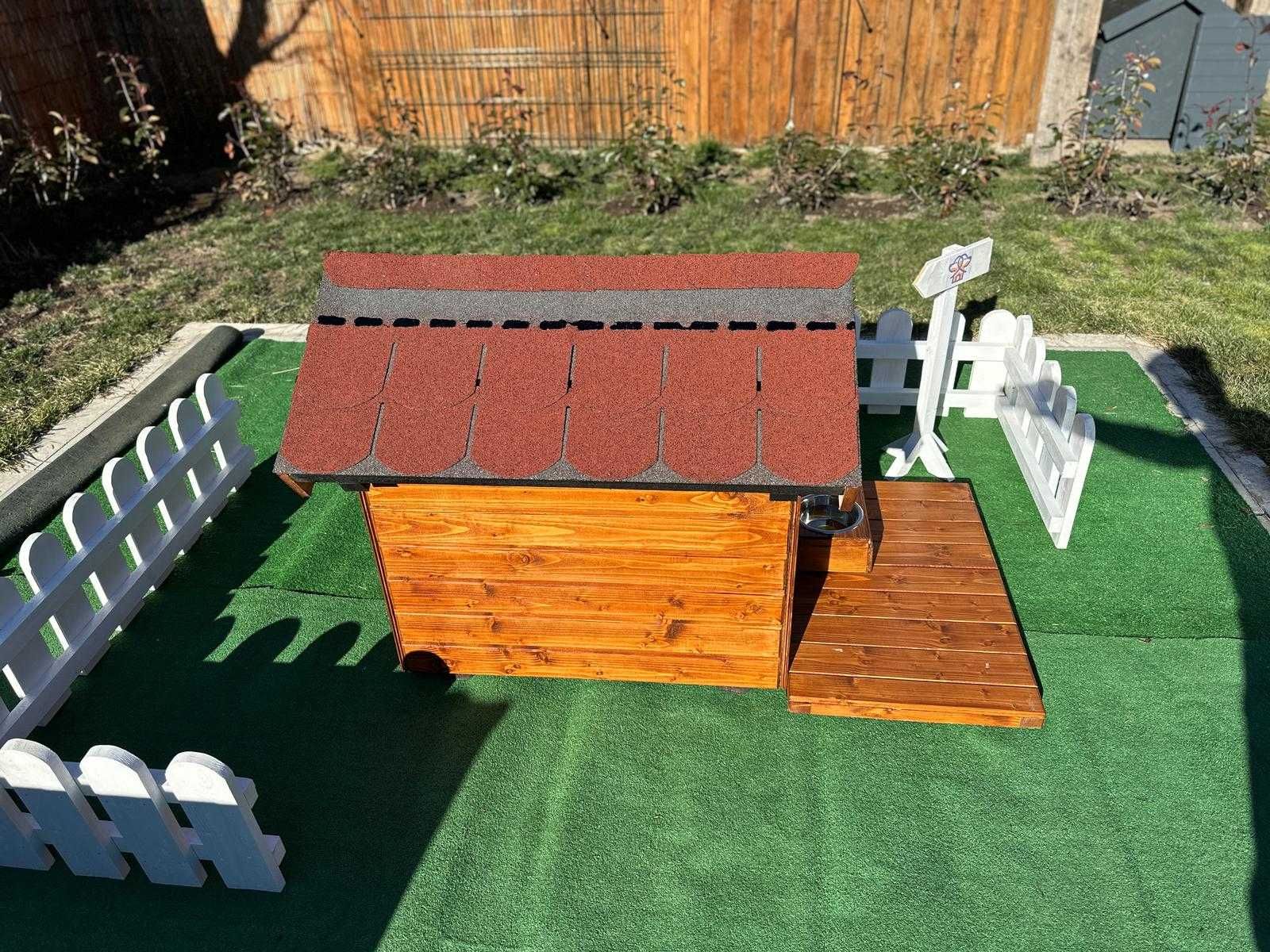 Cușcă de câine izolată termic - protecție iarnă-vară