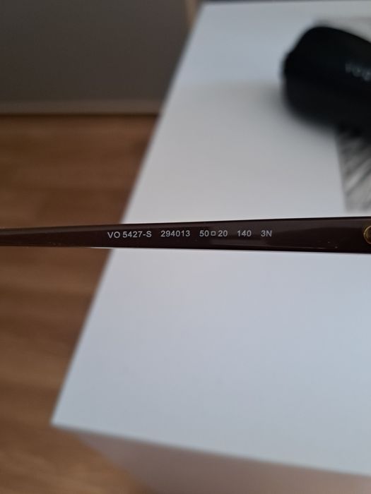 Дамски слънчеви оригинални очила Vouge