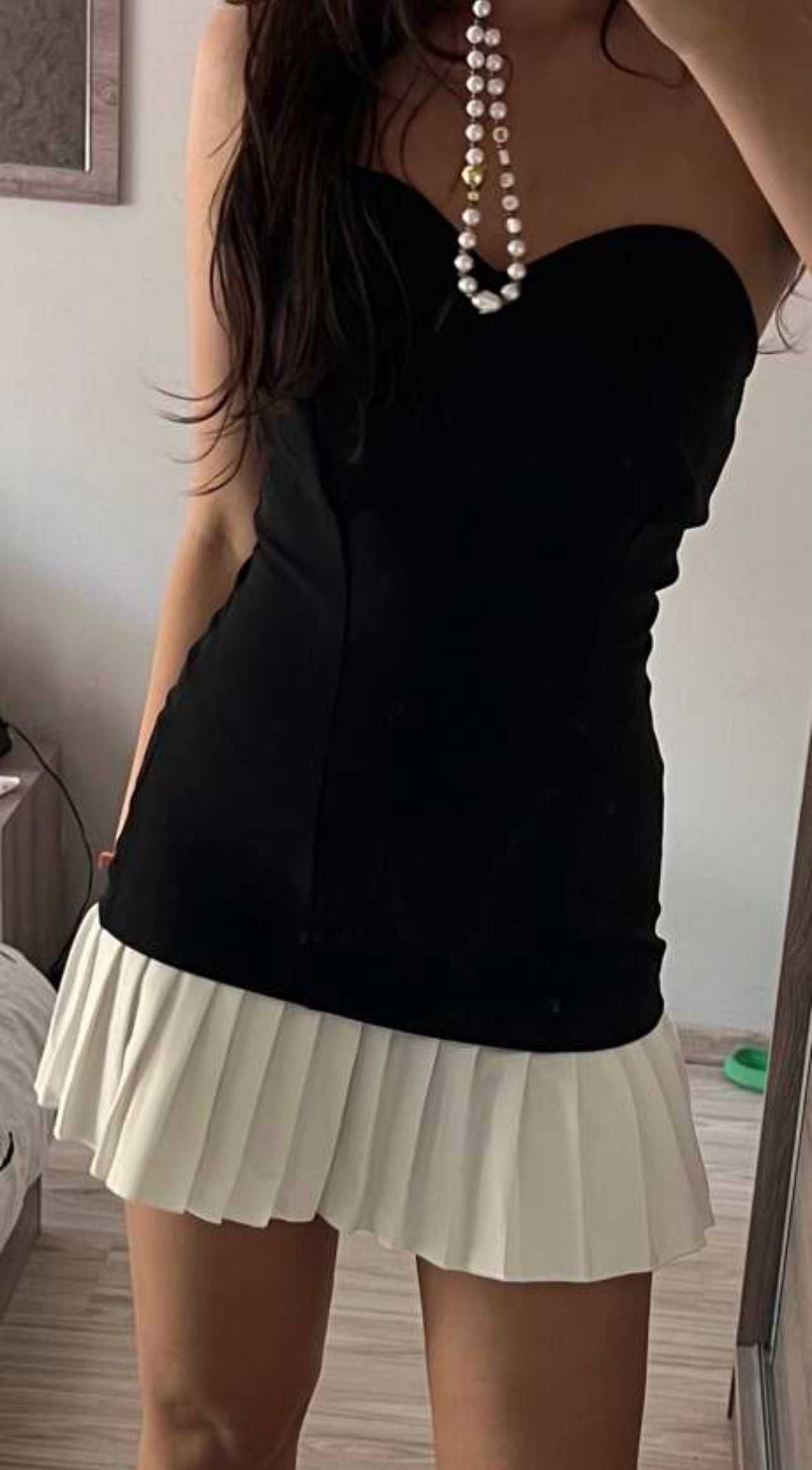 черна рокля с бял набор плисе бюстие секси къса бяла