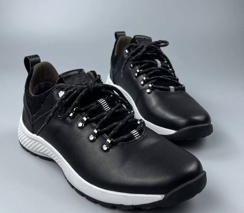 Мужская спортивная обувь фирмы Timberland