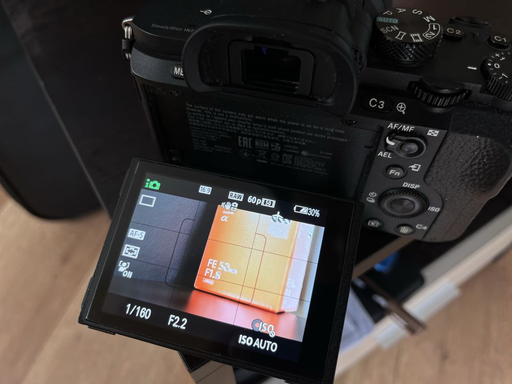 Sony A7II + 6 батерии + грип